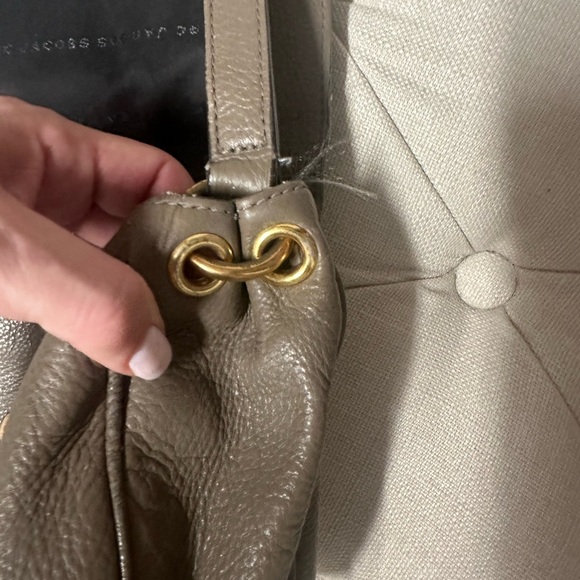 Marc Jacob’s Brown Leather Cross Body - Picture 4 of 12